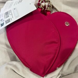 New with tag lululemon dual pouch wristlet Heart passionate red / gold